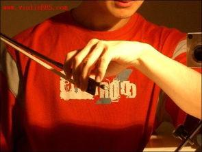 小提琴持弓视频