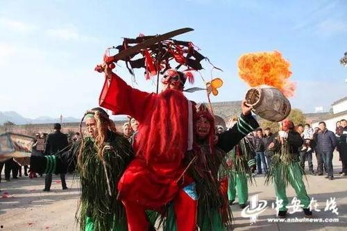 跳钟馗视频,传统神祇的现代演绎